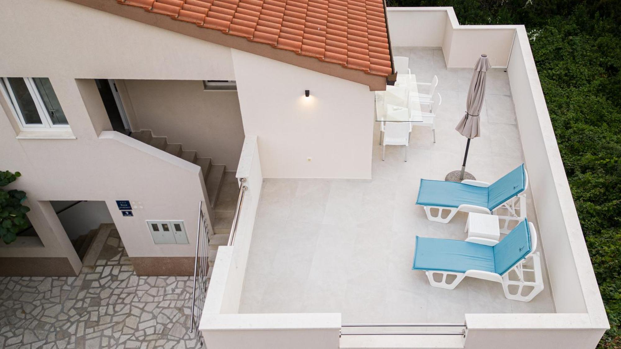 Bruno's Poolside Retreat Trogir