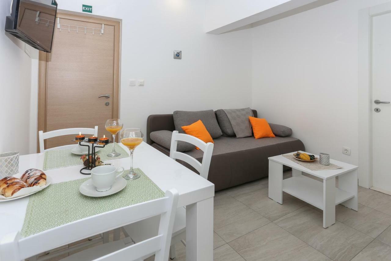 Apartmán Bruno's Poolside Retreat