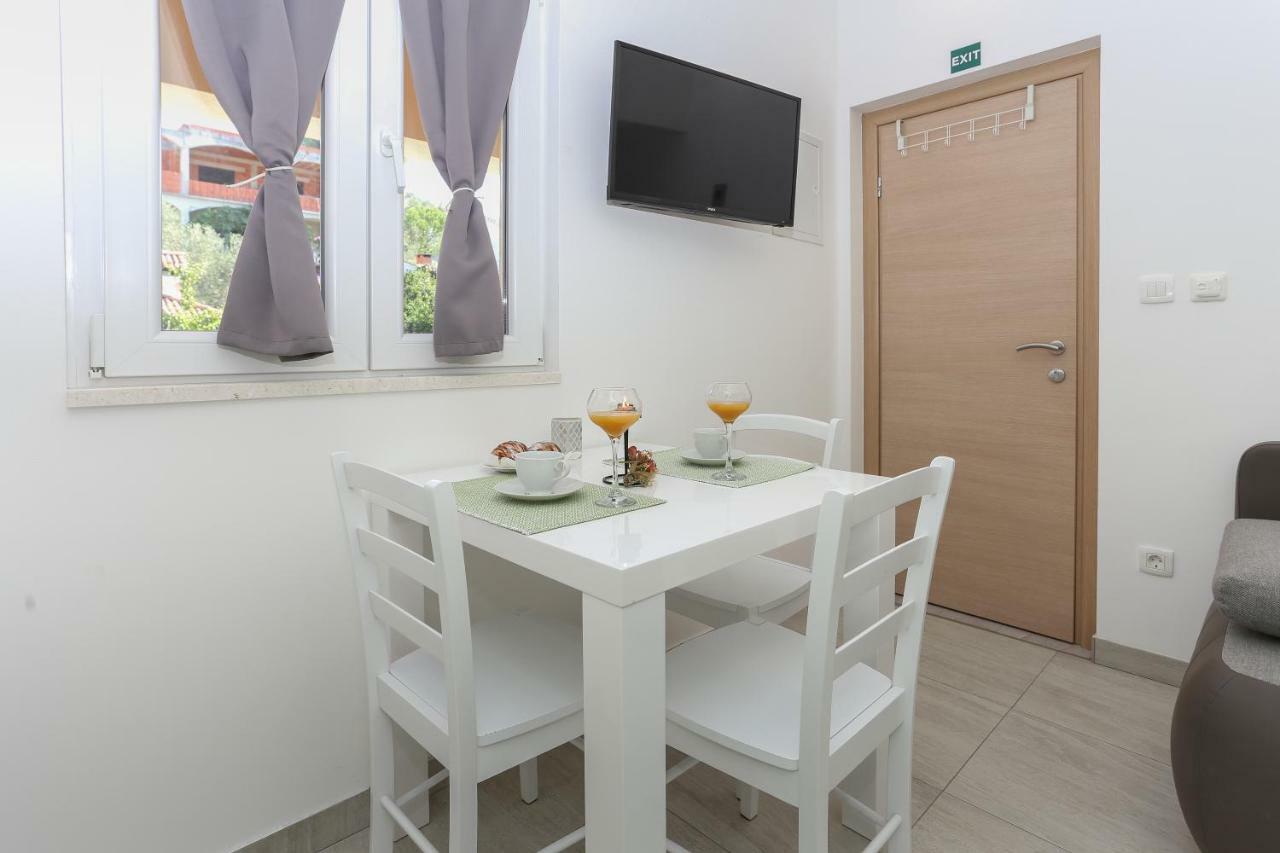 Apartmán Bruno's Poolside Retreat Trogir