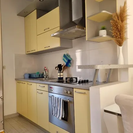 Bruno'S Poolside Retreat Apartment Trogir Exterior photo