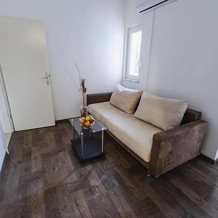 Bruno'S Poolside Retreat Apartment Trogir Exterior photo