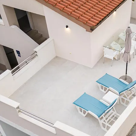 Bruno'S Poolside Retreat Apartment Trogir Exterior photo